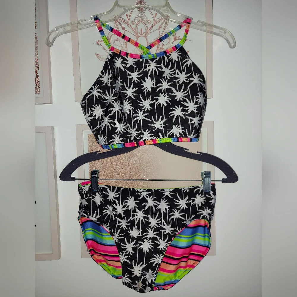 🎁 10/$25- Palm Palooza Art Class Reversible Bikini, size 14